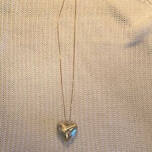 Elegant Gold Heart Pendant Necklace